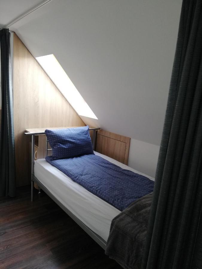 Imado Vendeghaz Apartment Cernat Exterior photo